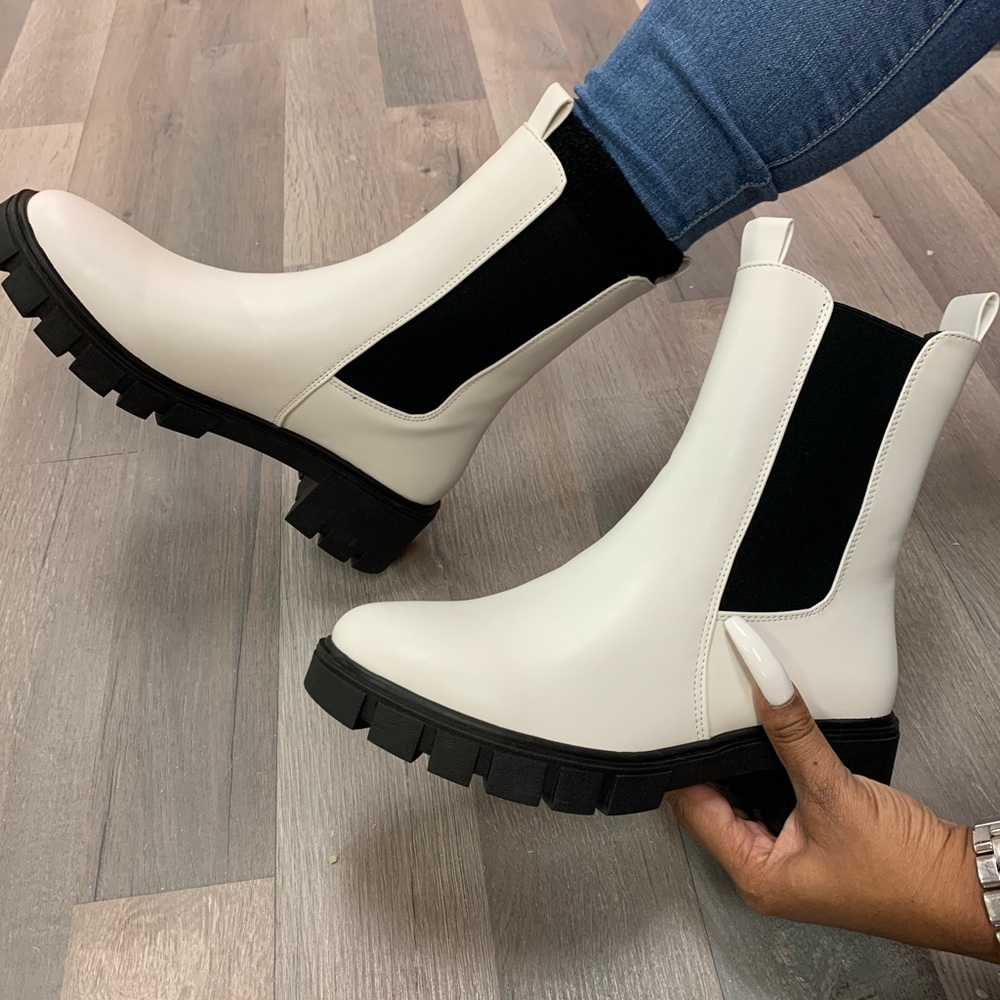 Women boots